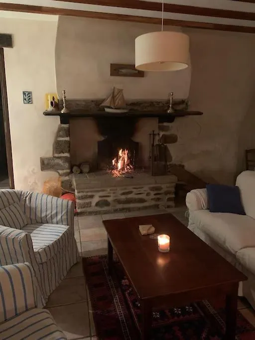 Une Jolie Ferme En Bord De Mer Канкаль